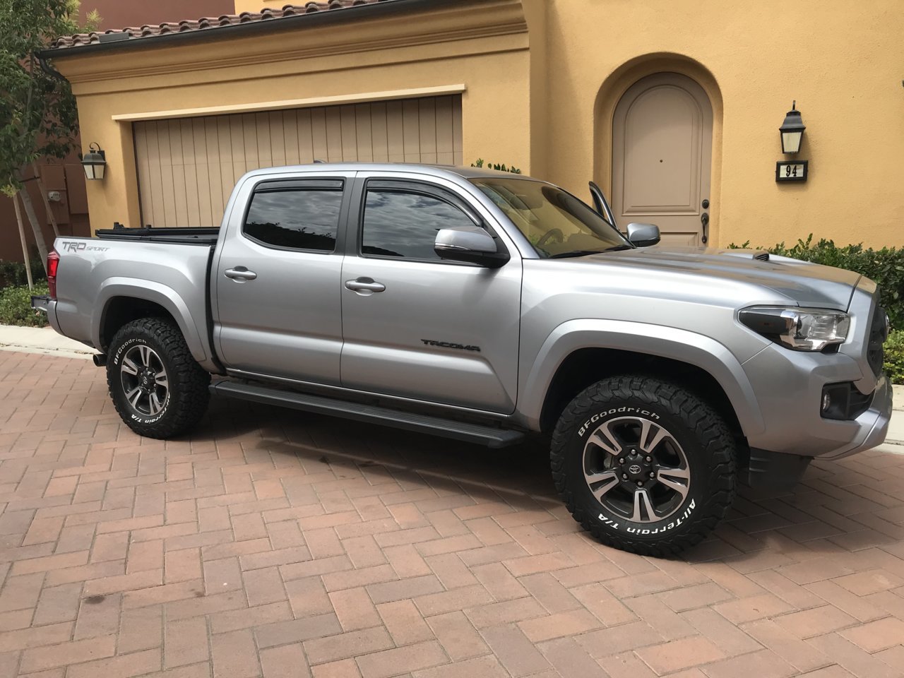 265/70r17 Toyota Tacoma