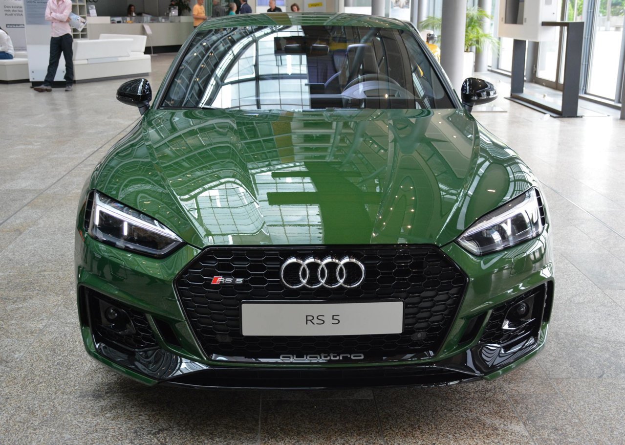 2018-audi-rs5-coupe-in-sonoma-green-spotted-at-audi-forum-ingolstadt-117853_1.jpg