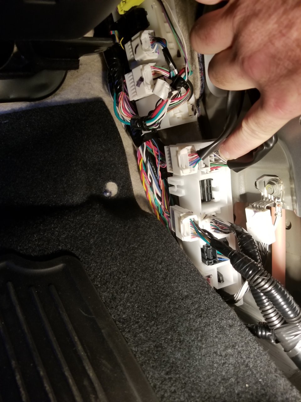 2018 Tacoma Wiring  2 (1).jpg