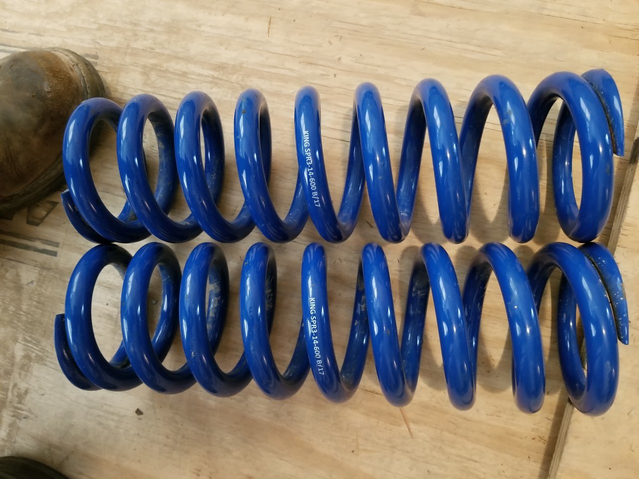 Sold King Coil Springs 3 x 14 x 600lb | Tacoma World