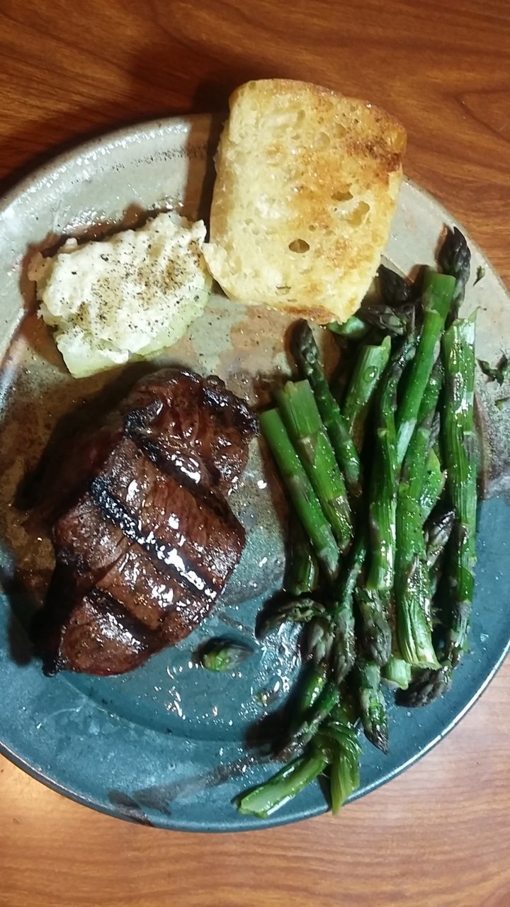 20180427_190653[1].jpg