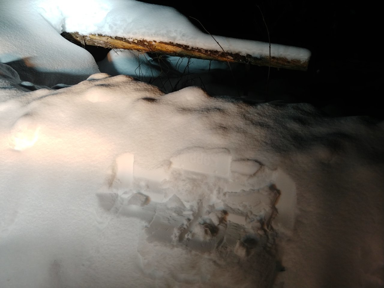 20181215_181045_HDR Turning around small road.jpg