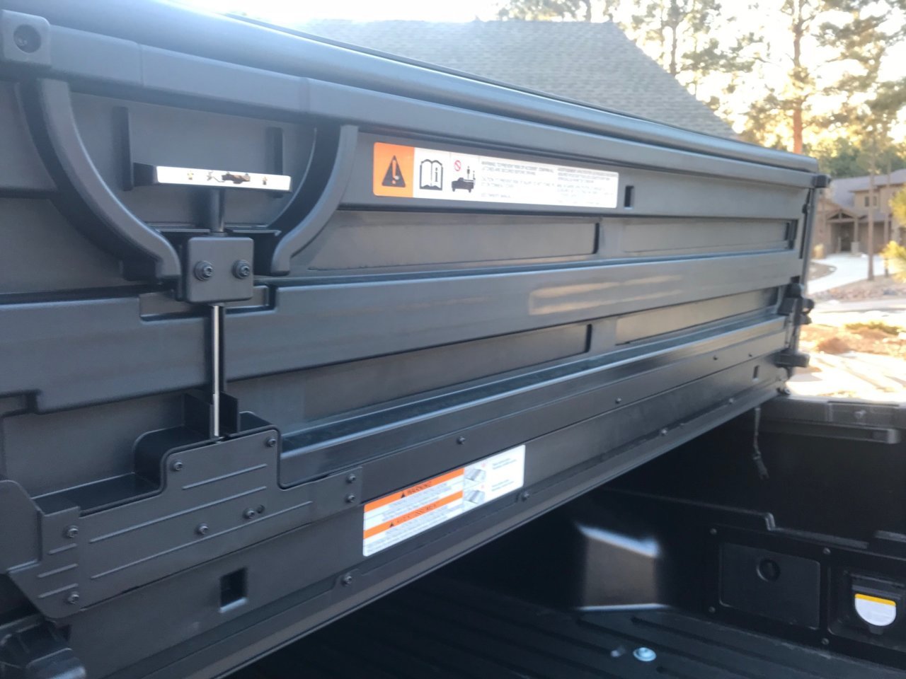 2019 Tonneau 4.jpg