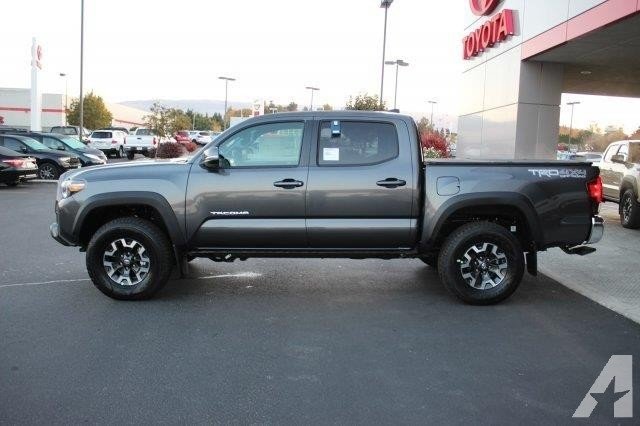 2019-toyota-tacoma-trd-pro-4x4-trd-pro-4dr-double-cab-5-0-ft-sb-6m-americanlisted_132841081.jpg