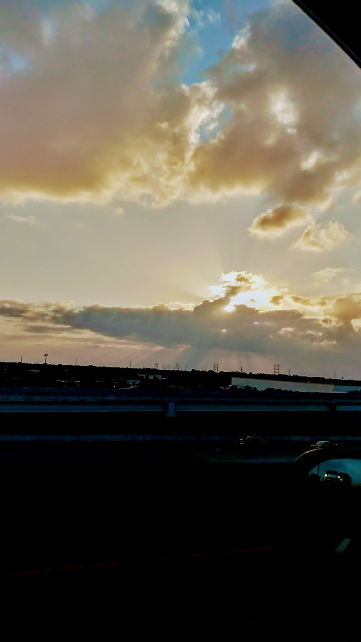 20190529_193858_HDR.jpg