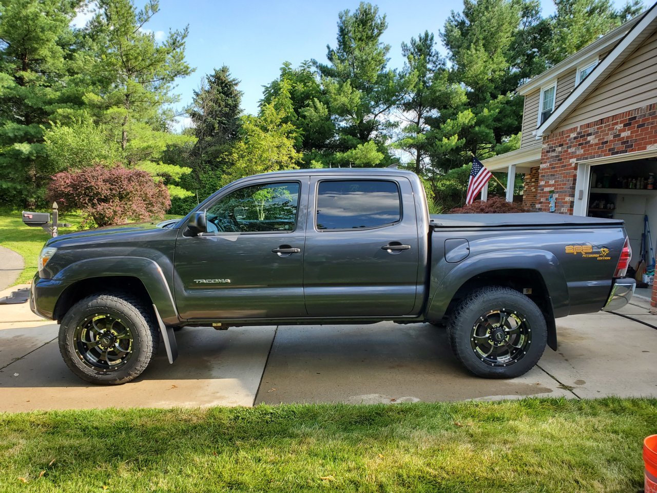 2012 Tacoma Double Cab 4x4 - SOLD - LIFTED - WHEELS - (105k miles ...