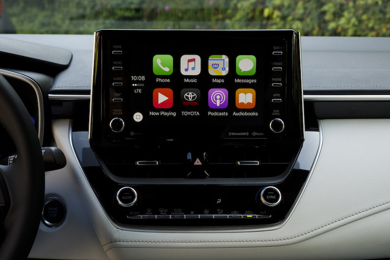 2019_corolla_hatch_carplay.jpg