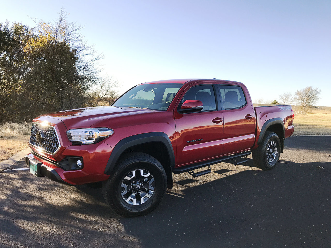 2019_taco_trdoffroad.jpg