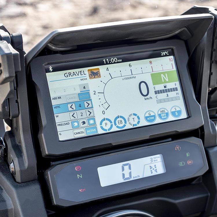 2020-africa-twin-gallery-02-750x750.jpg