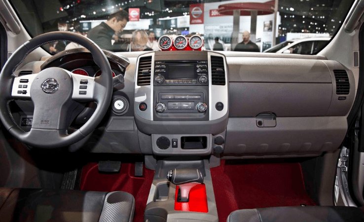 2020-Nissan-Frontier-Interior.jpg