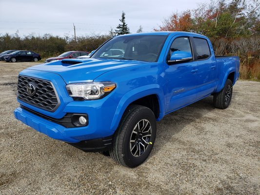 2020-toyota-tacoma-4x4-double-cab-6a_001.jpg