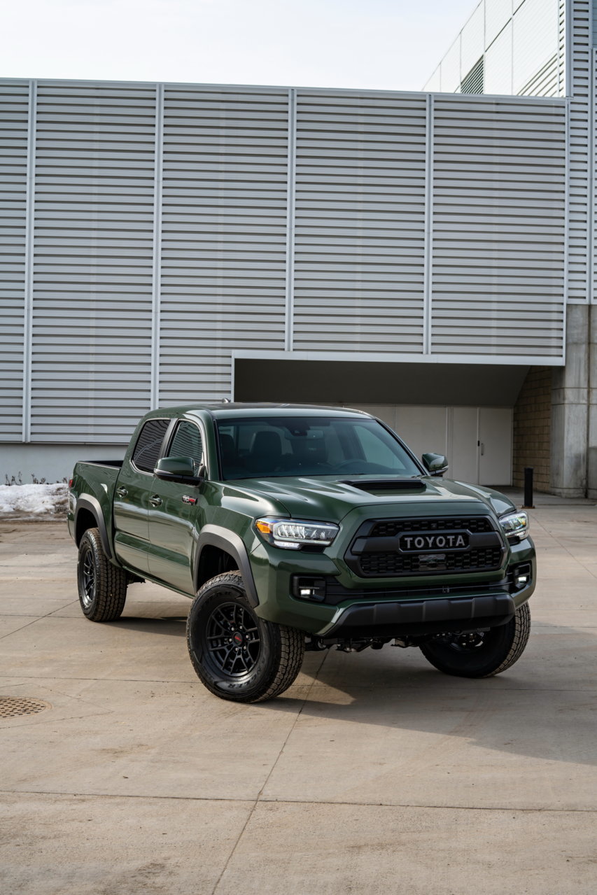 2020 Toyota Tacoma TRD Pro 17.jpg