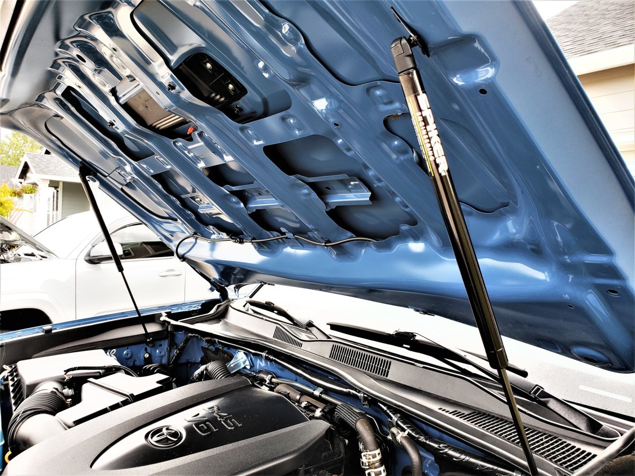 Spiker Engineering's ULTIMATE Lift Hood Struts Now Available World