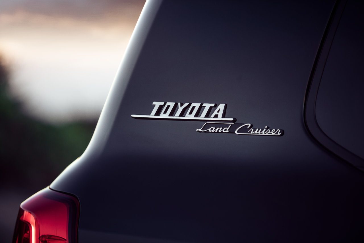 2020_Land_Cruiser_Heritage_Edition_06_A8AA2F1D071522AA0495EA2D4A422B7110919D64.jpg