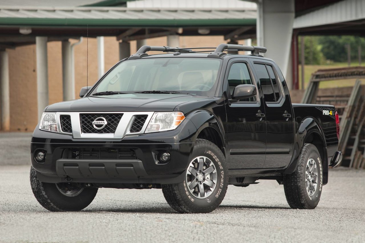 2020_nissan_frontier_crew-cab-pickup_pro-4x_fq_oem_1_1600.jpg