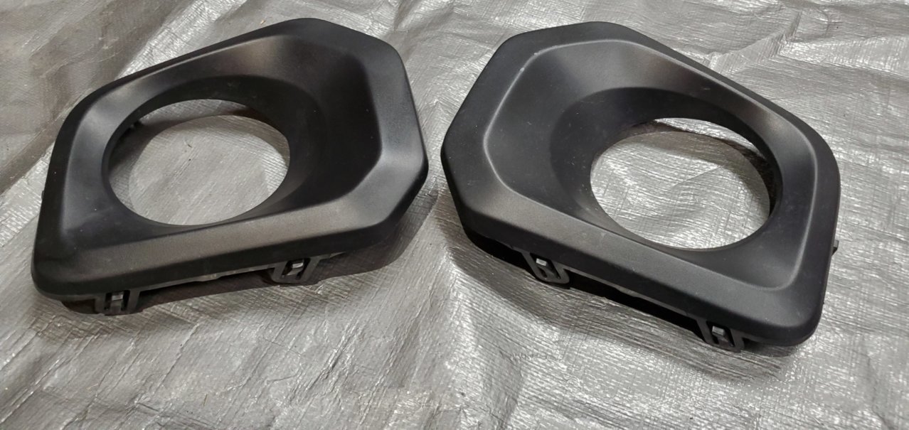 2020_OR_fog_bezel_front.jpg