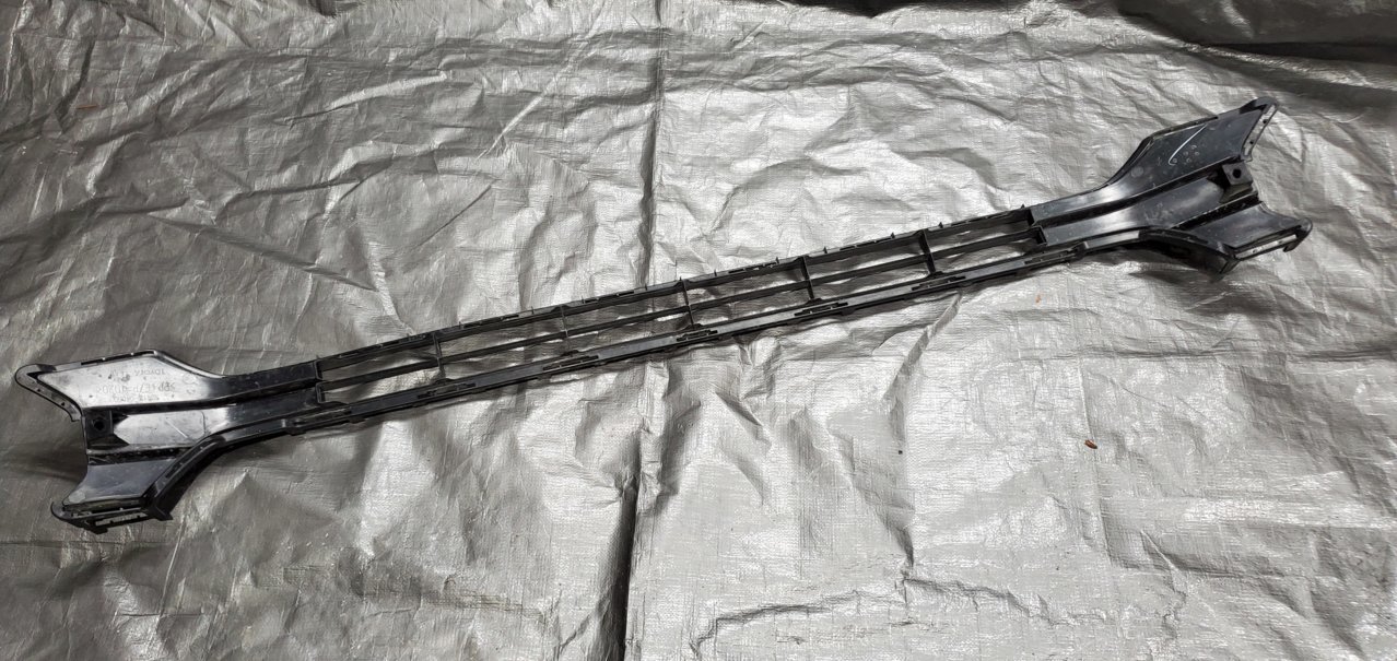 2020_OR_grille_lower_rear.jpg
