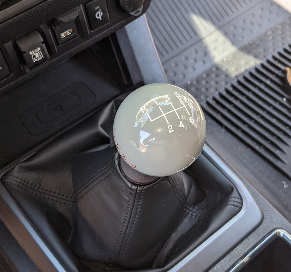 2021-07-12 TRD Shift Knob 04 close up 960x840.jpg