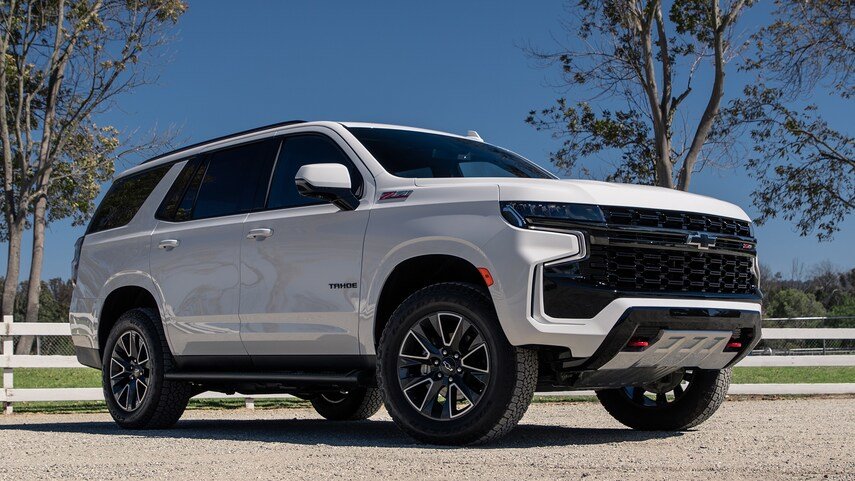 2021-Chevy-Tahoe-Front-Three-Quarter-View-2.jpg
