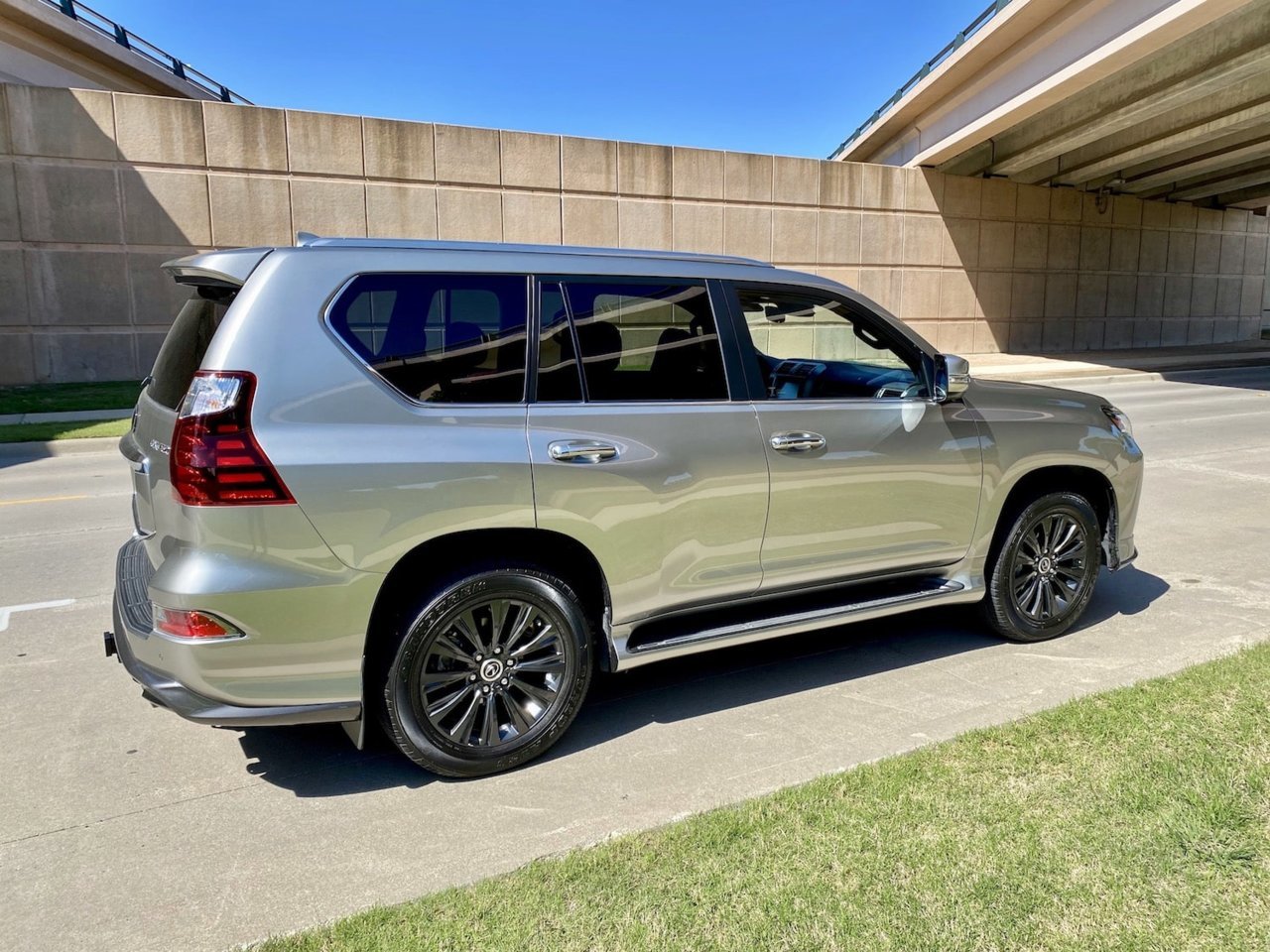 2021-lexus-gx460-profile-carpprousa-min.jpg