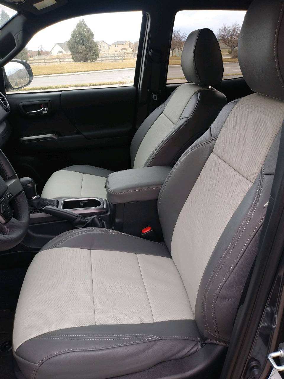 2021 TOYO TACO 1ST ROW CLAZZIO LEATHER SEATS.jpg