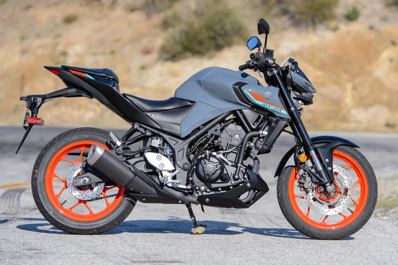 2021-Yamaha-MT-03-Review-novice-beginner-motorcycle-test-7.jpg