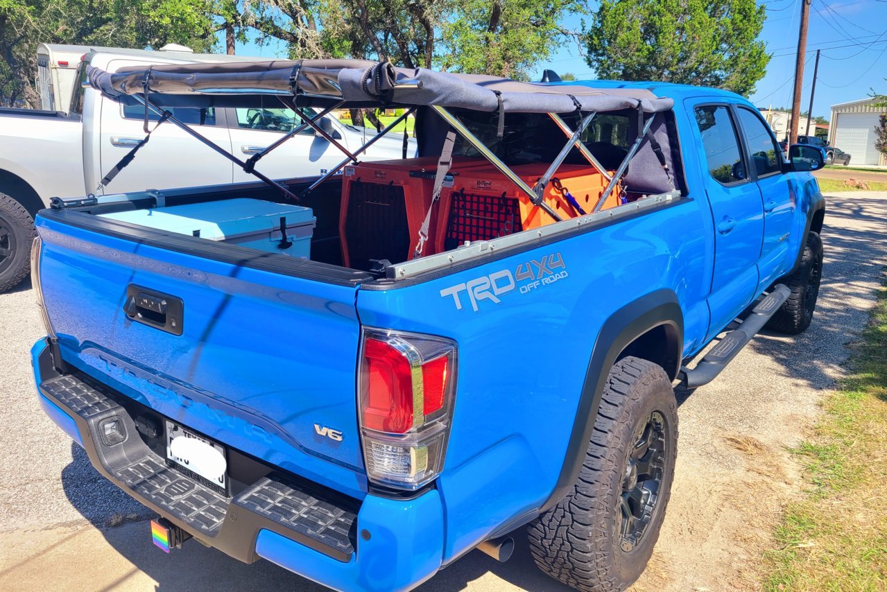 Tacoma best sale dog box