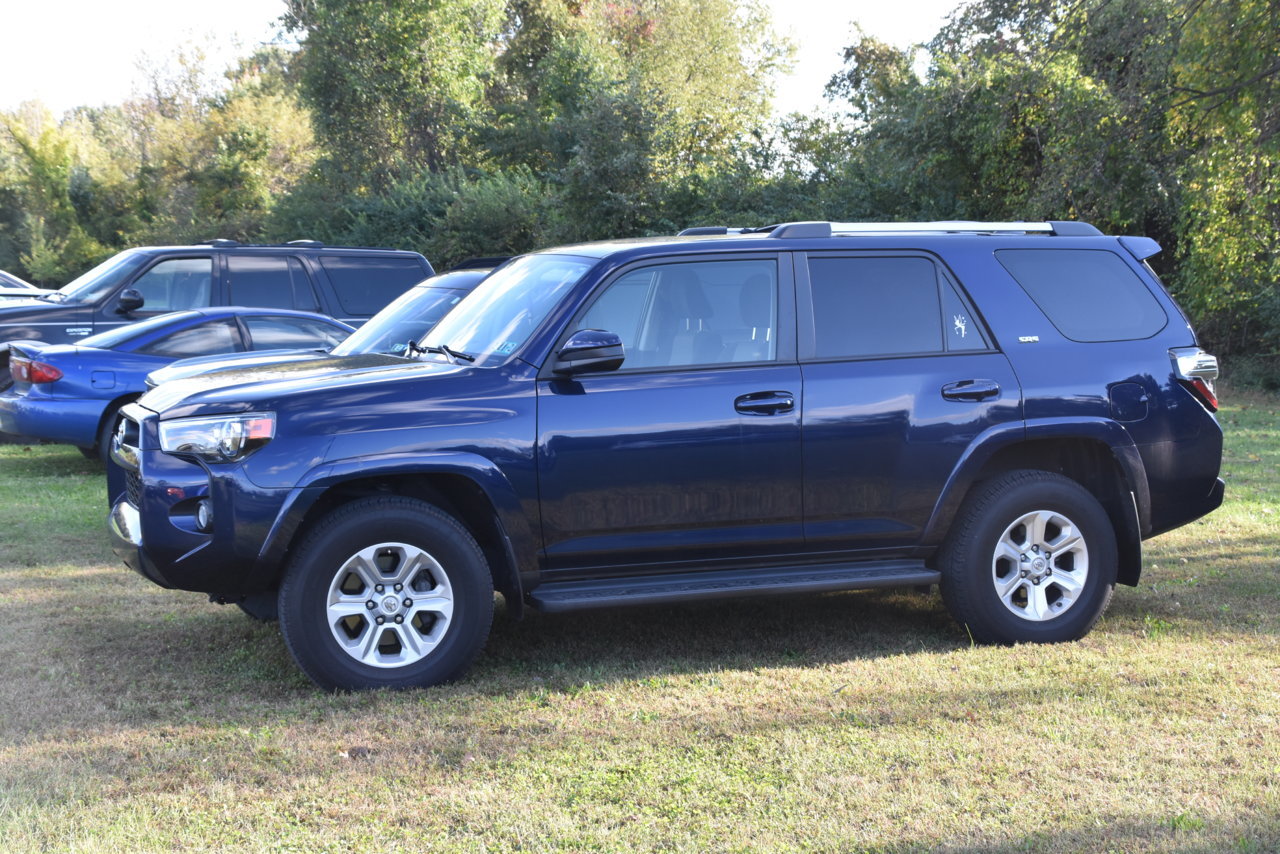 2021HalloweenCarShow 422.jpg