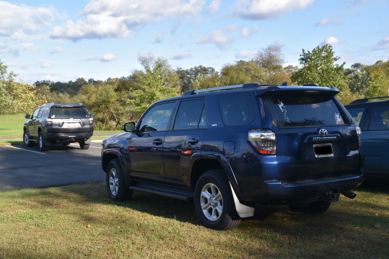 2021HalloweenCarShow 425_edit.jpg