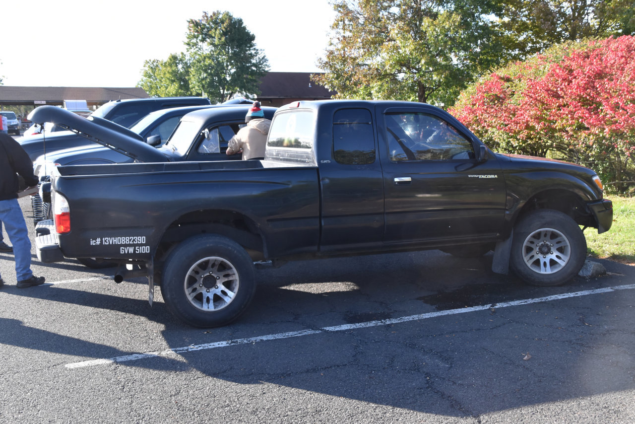 2021HalloweenCarShow 468_edit.jpg
