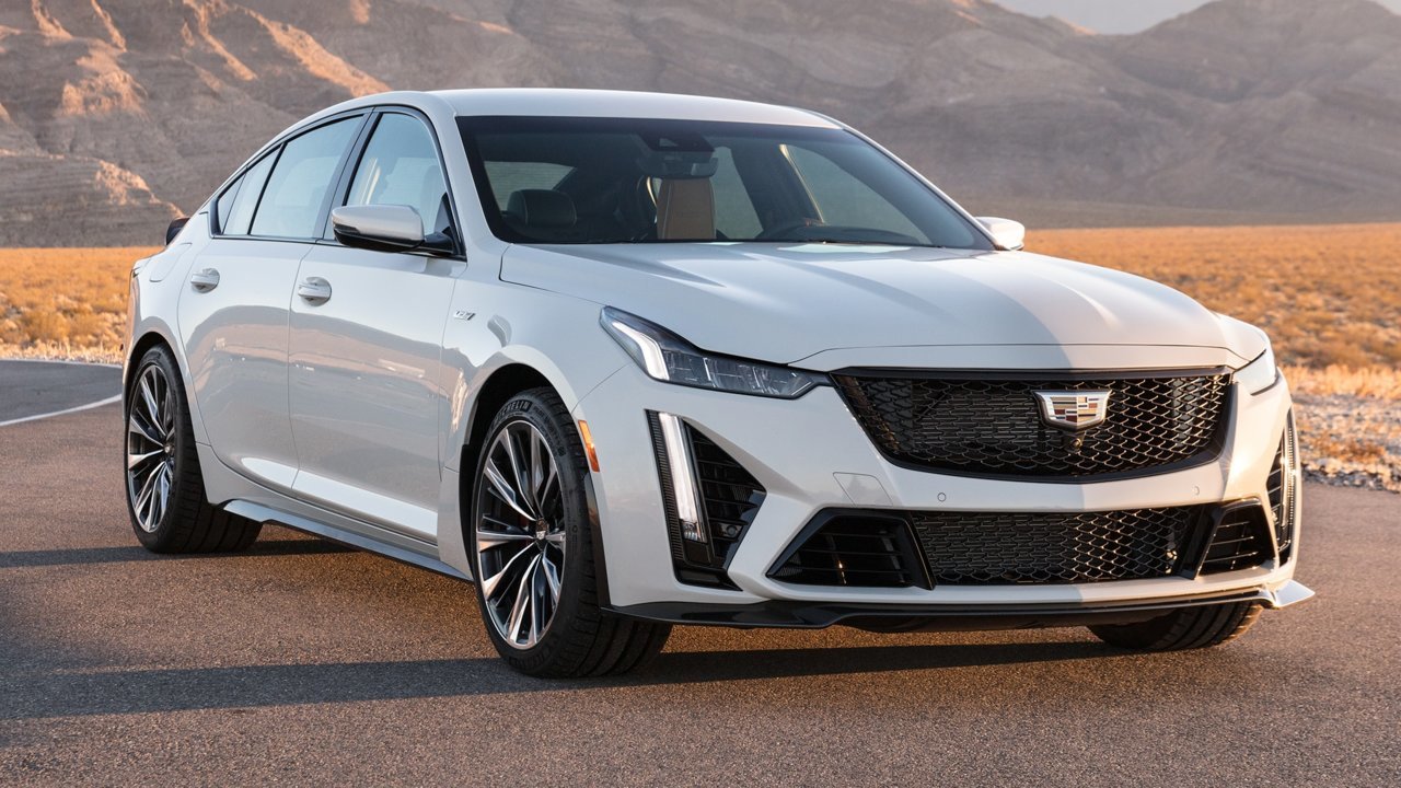 2022-Cadillac-CT5-V-Blackwing-3_b6ef6d261b1e8536ae76dbbcfb56e65e1b7e111e.jpg