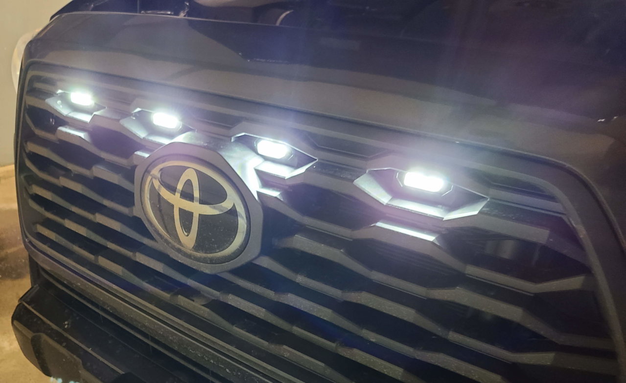 20220206_151634_Grille_Lights_1.jpg