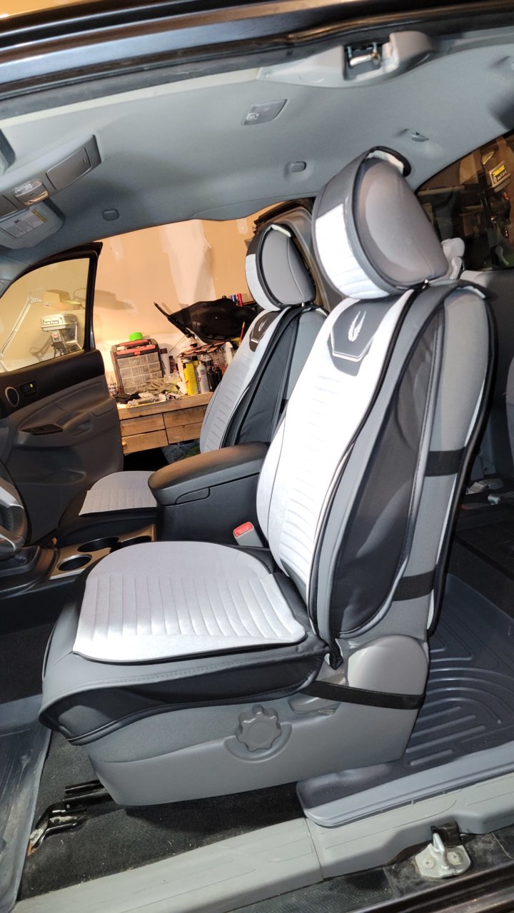 Oasis auto group store seat covers