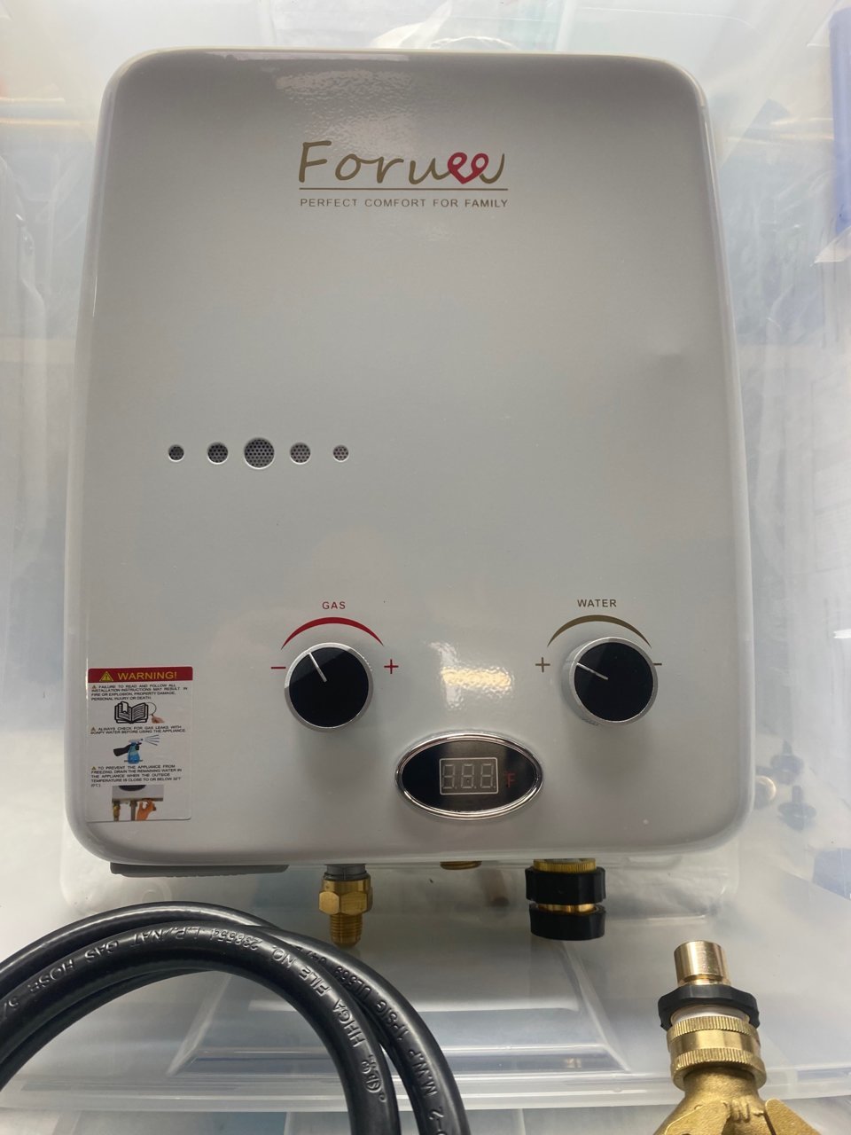 20220309 - Foruee water heater in ZipLoc 26 quart Weatherseal storage container 1.jpg