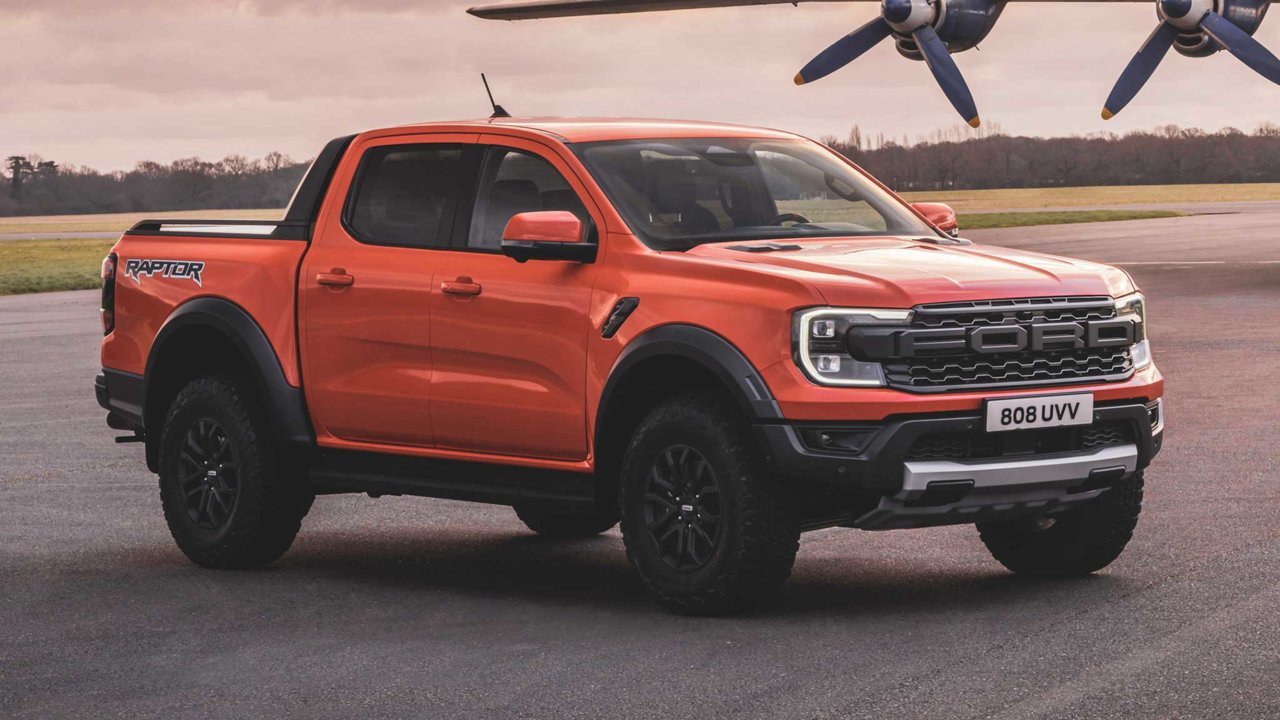 2023-Ford-Ranger-Raptor-11_44e9234b6415dc55f8a261f5db17d521c44fdd5c.jpg