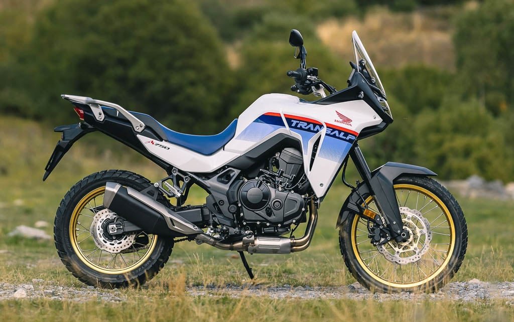 2023-Honda-XL750-Transalp-adventure-motorcycle-73.jpg