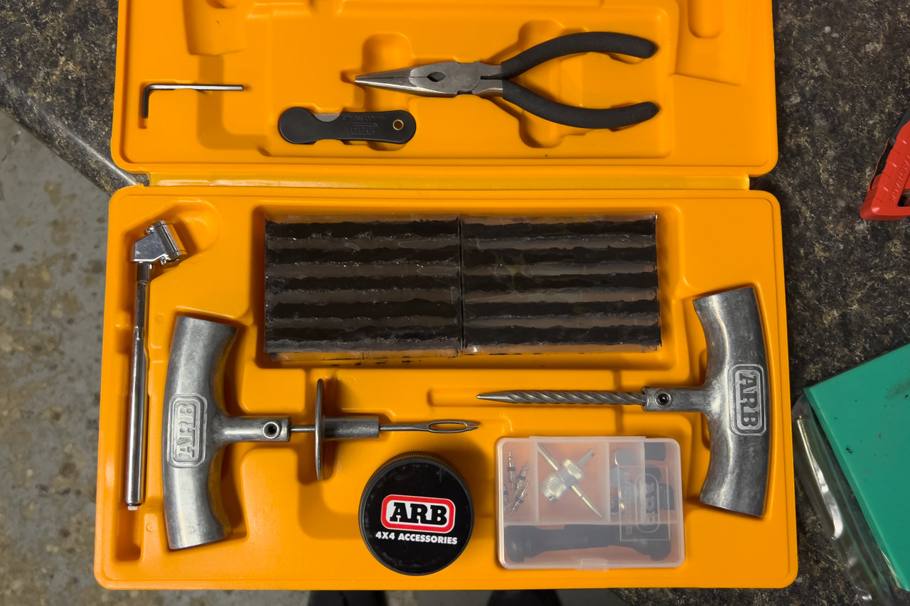 20230115-tacoARBTireRepairKit-02.jpg