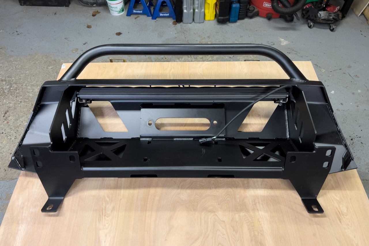 20230206-tacoC4bumperBDS8lightbar-02.jpg