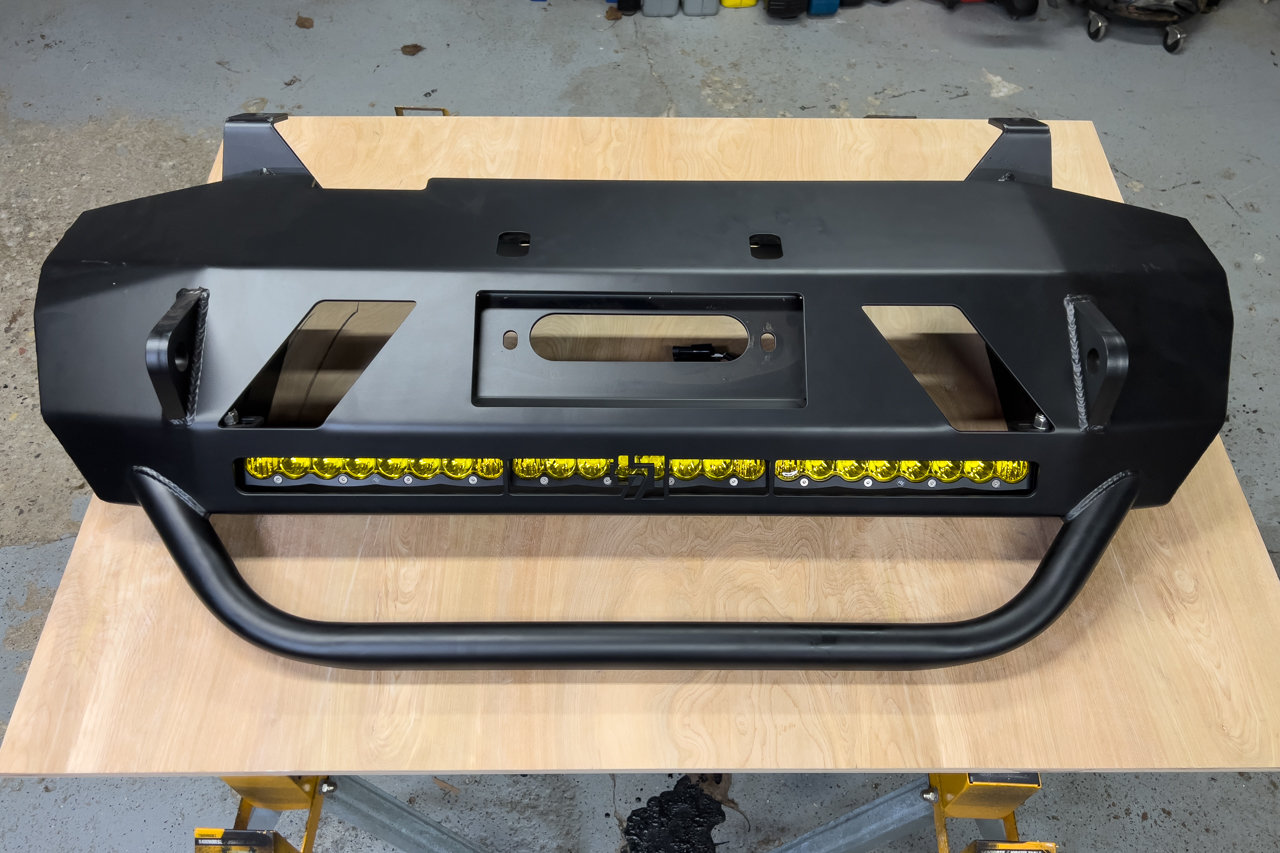 20230206-tacoC4bumperBDS8lightbar-03.jpg
