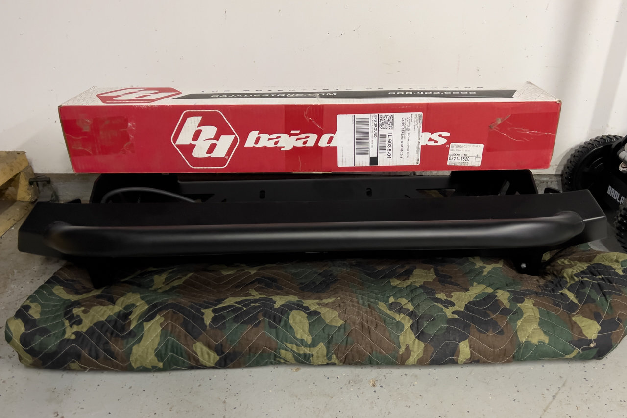 20230206-tacoC4bumperBDS8lightbar-08.jpg