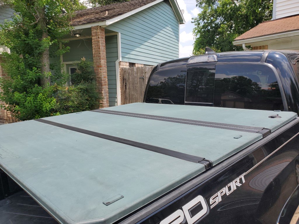 Replace Rubber Seals on OEM Tri-Fold Tonneau Cover