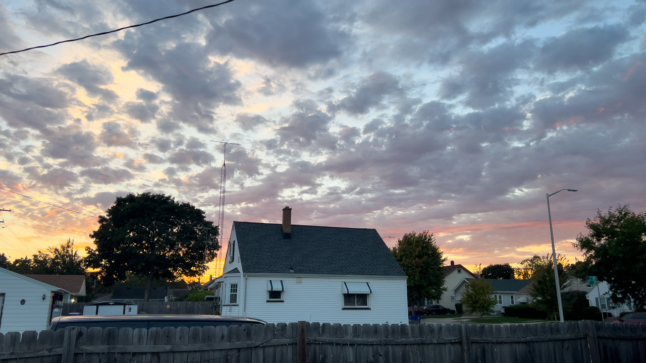 20230902-sunsetAndCloudsWhileGrilling-01.jpg