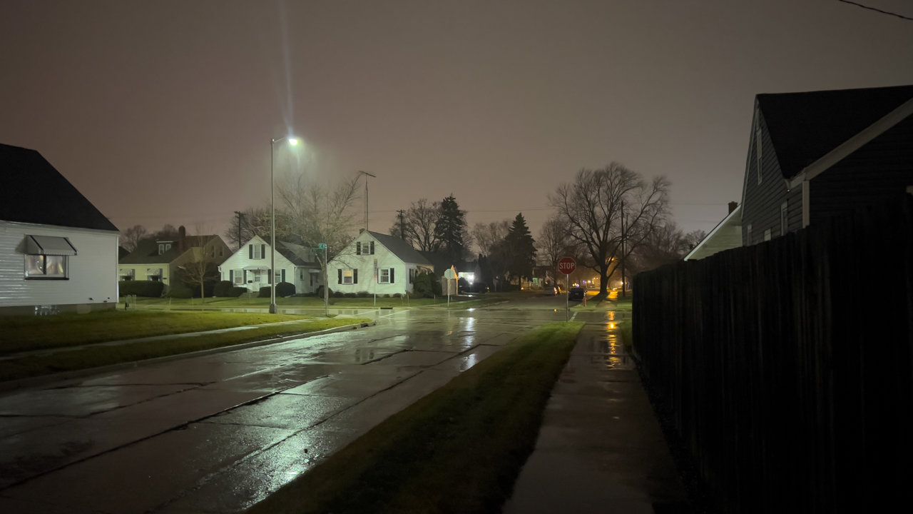 20231225-tacoXmasDayRain-01.jpg