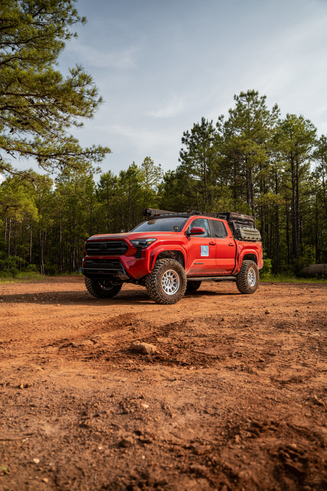 2024 Toyota Tacoma 35x12.50r17 Fury MT2_-20.jpg