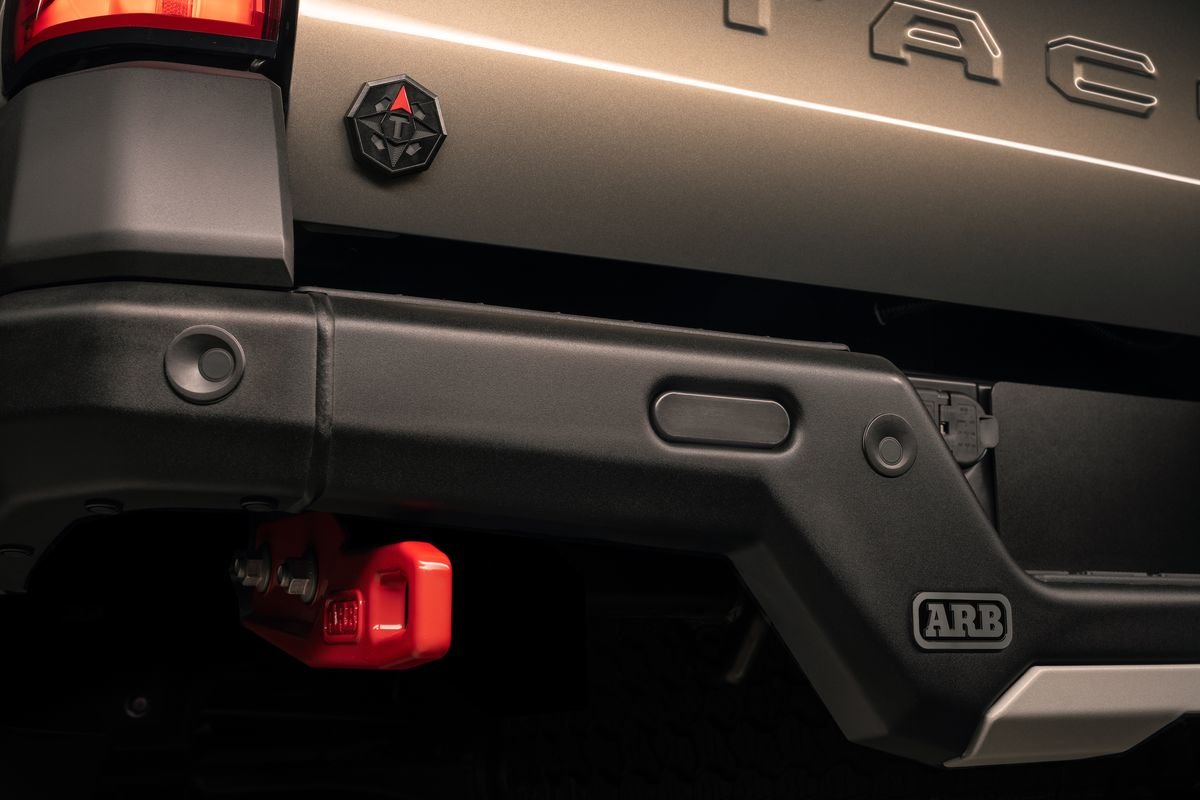 2024-toyota-tacoma-trailhunter-teaser-64343e247f675.jpg