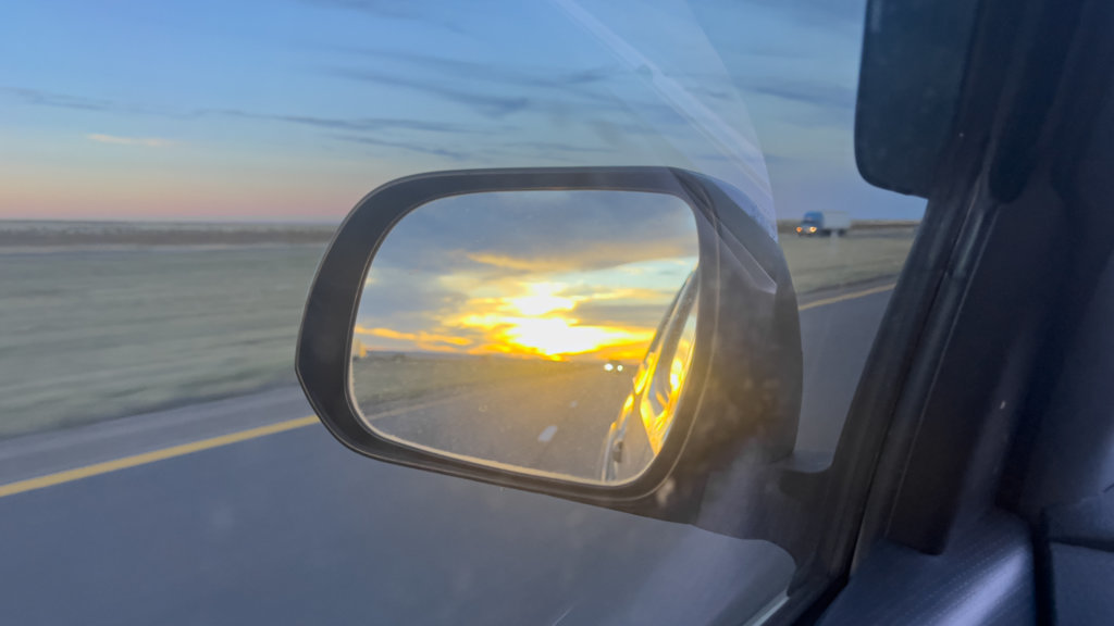 20241022-tacoSunsetInMirror-01.jpg