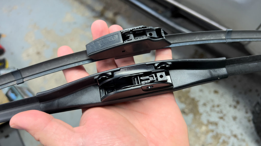 20241120-tacoNewWiperBlades-02.jpg