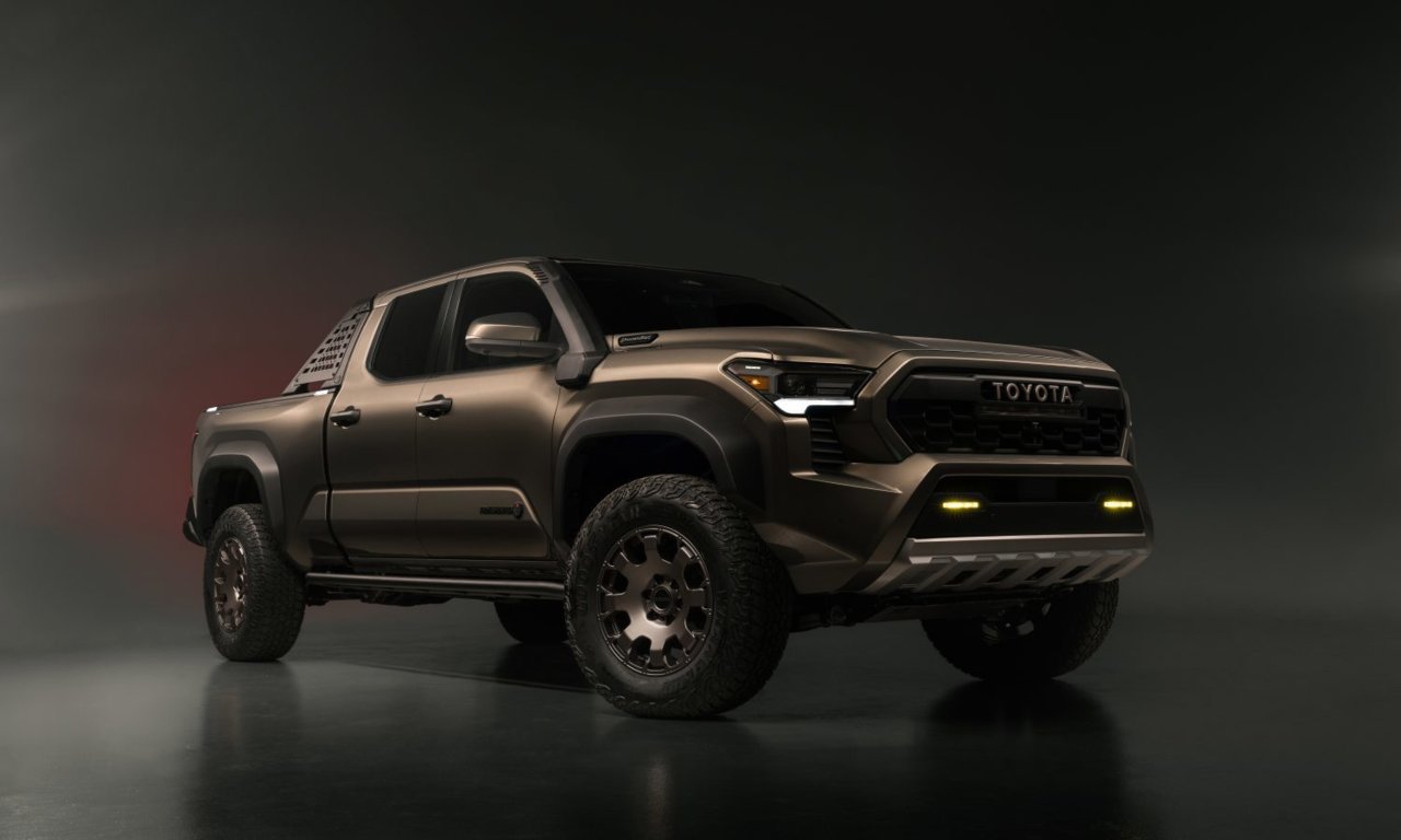 2024_Toyota_Tacoma_Trailhunter_Studio_001-1500x900.jpg