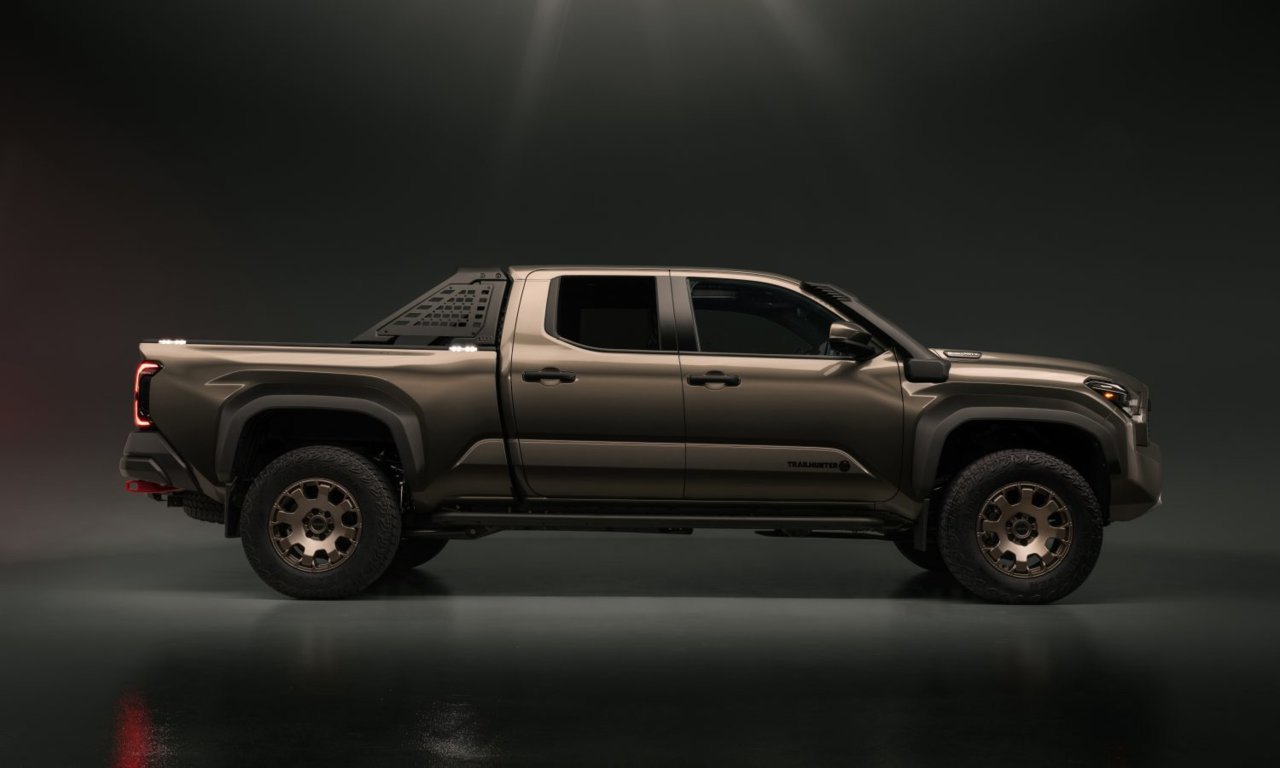 2024_Toyota_Tacoma_Trailhunter_Studio_002-1500x900.jpg