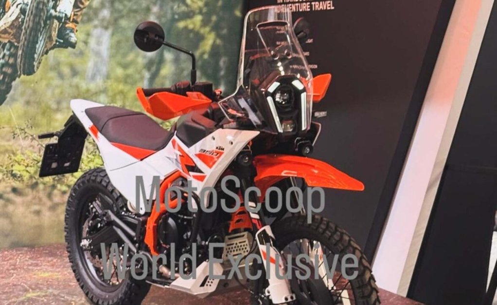 2025-KTM-390-Adventure-R_-2-1176x720.jpg